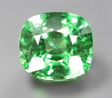 «Неоновый» цаворит 1,24 карата