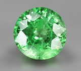 «Неоновый» цаворит 1,69 карата